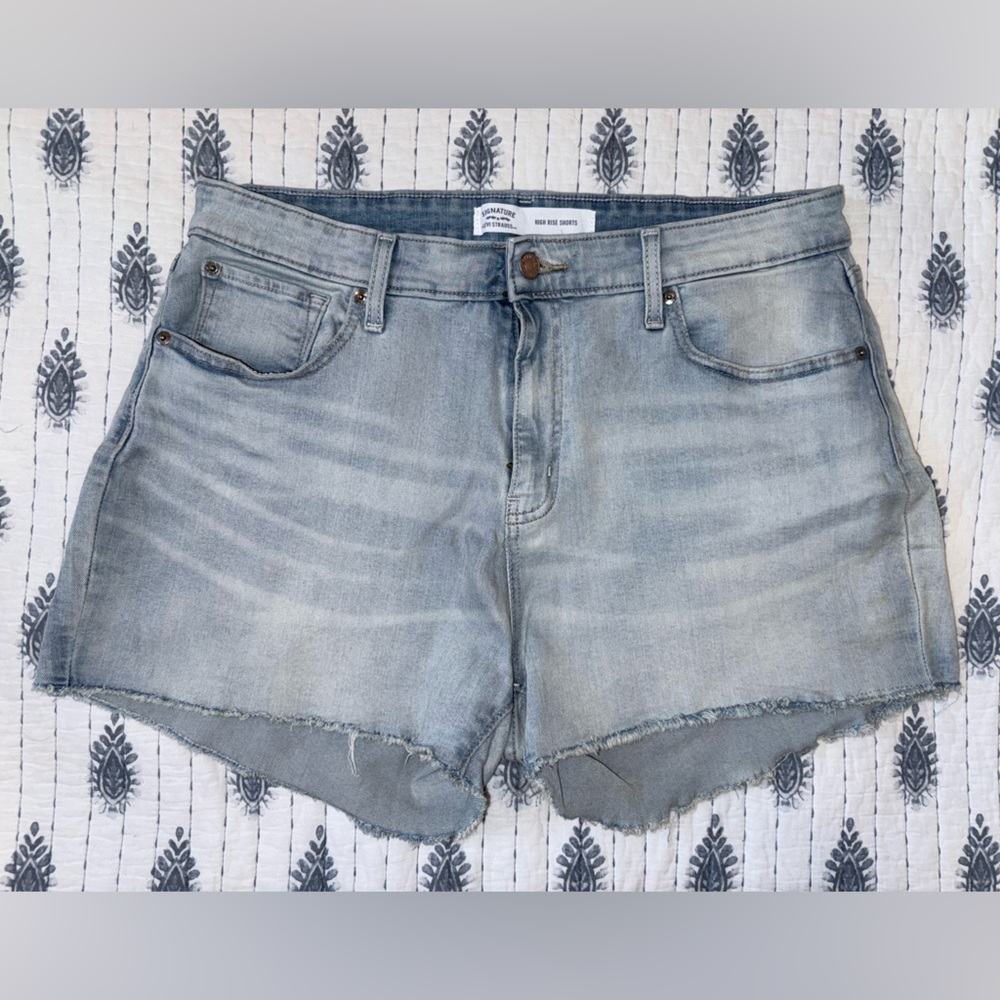 Signature by Levi Strauss High Rise Shorts